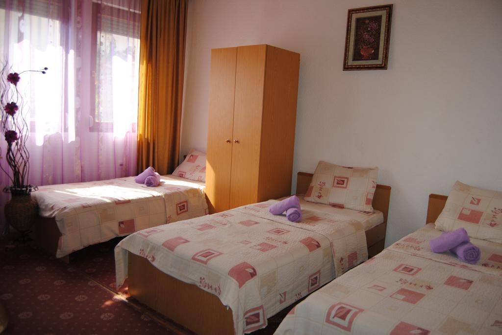Joleski Accommodation Ohri Dış mekan fotoğraf