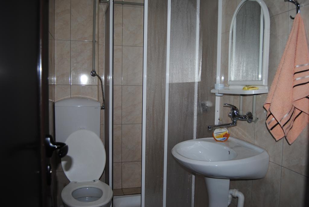 Joleski Accommodation Ohri Dış mekan fotoğraf