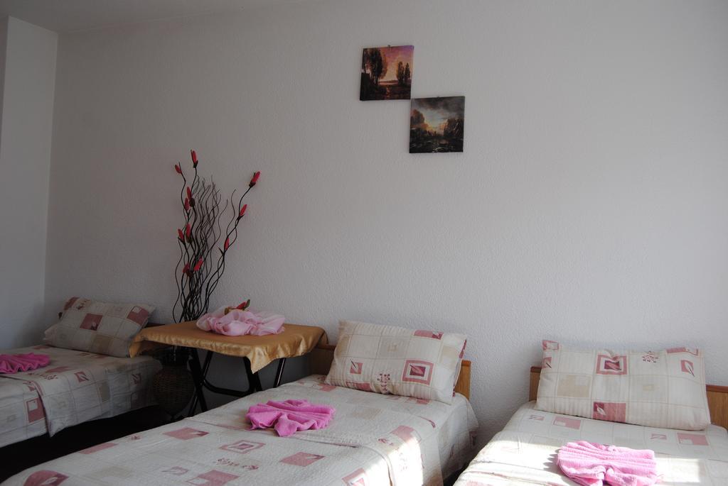 Joleski Accommodation Ohri Dış mekan fotoğraf